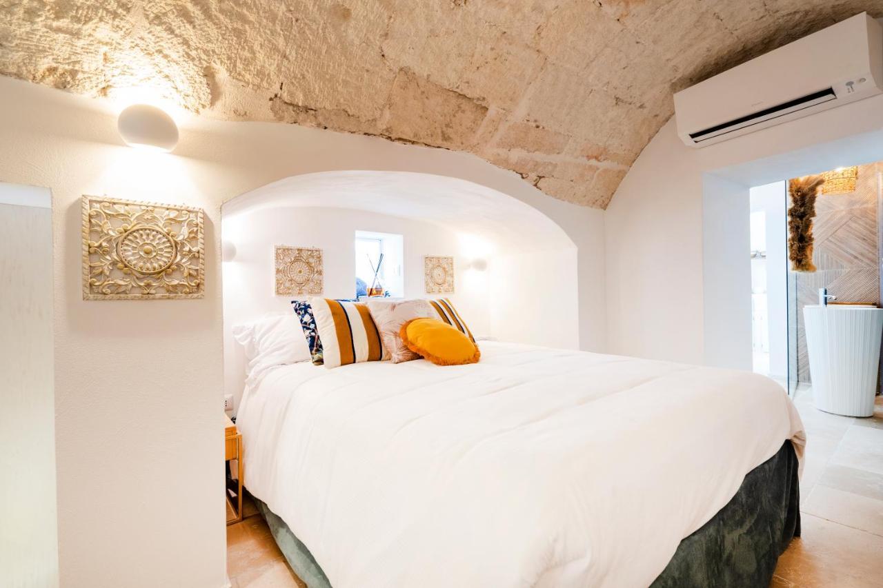 Apulia Charming Suites - Casa Lonfo Suite Sole Монополі Екстер'єр фото