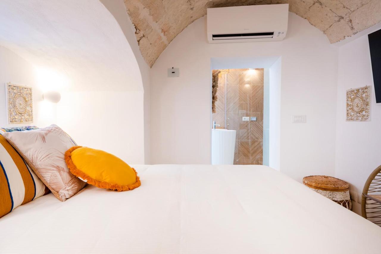 Apulia Charming Suites - Casa Lonfo Suite Sole Монополі Екстер'єр фото