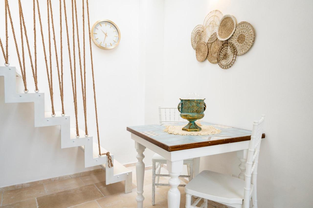 Apulia Charming Suites - Casa Lonfo Suite Sole Монополі Екстер'єр фото